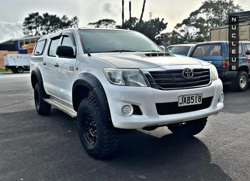 Bolt Flares Suitable For Hilux Vigo 2012-2014 1