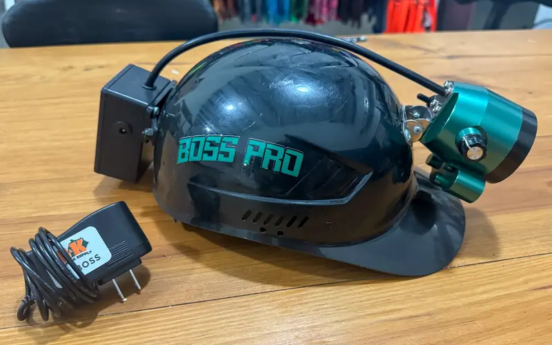 Boss Pro Light - Clearance (Gently Used) 1