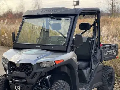 Cfmoto Uforce 600 Laminated Glass Windshield With Wiper 1