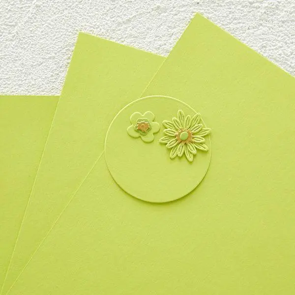 Color Essentials Cardstock - Peridot 1