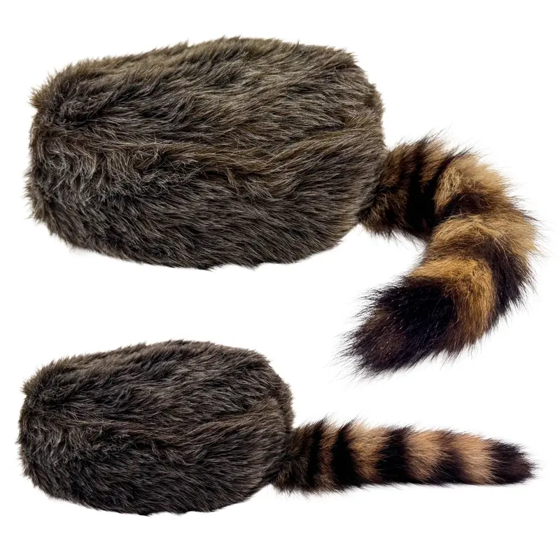 Coonskin Cap With Real Raccoon Tail 1