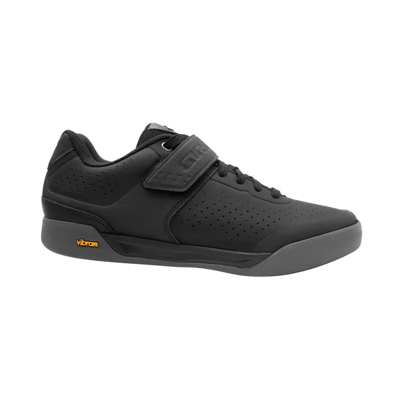 Giro Chamber II Men’s Cycling Shoes – Stiff Sole & Secure Fit