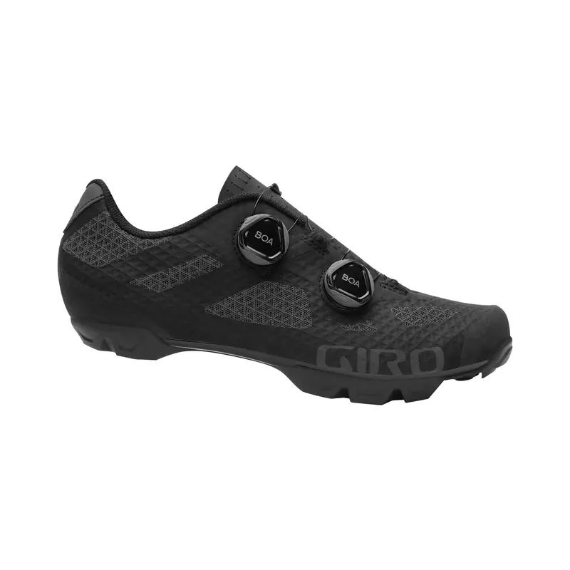 Giro Sector Men’s Road Bike Shoes – Lightweight & Breathable