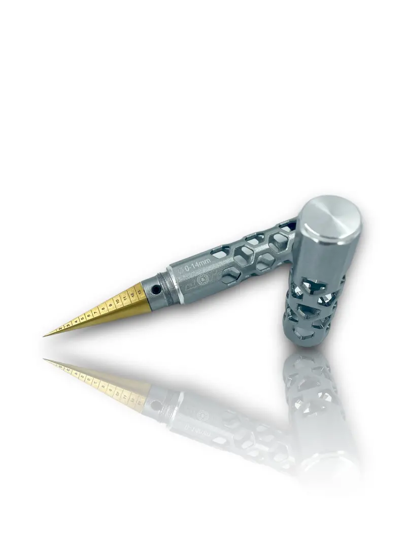 Grip Tight Universal Reamer 1