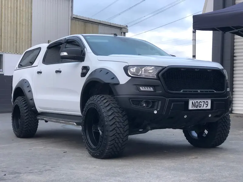 Kutsnake Monster Flares Ford Ranger 1