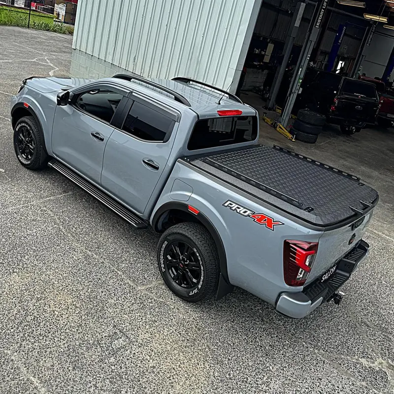 Nissan Navara 2015 - 2024 Aluminium Hardlid 1