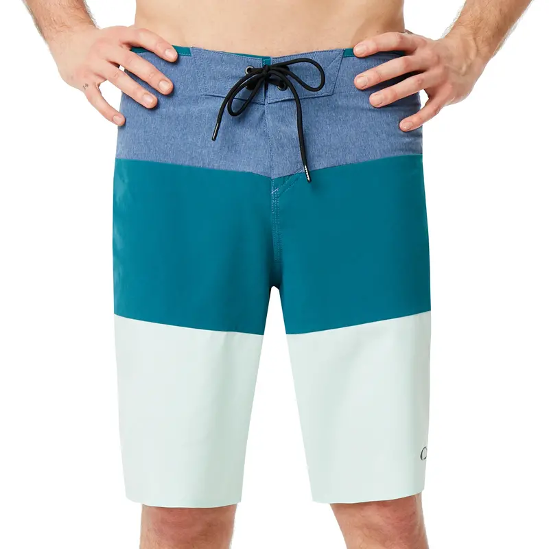 Oakley Standard Ozaki Block 21 Inches Men Shorts 1