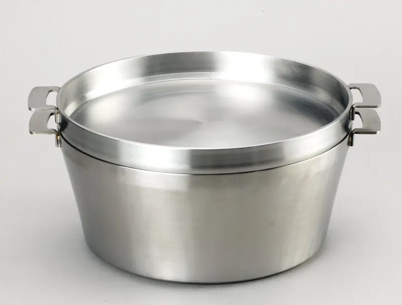 Soto Stainless Steel Dutch Oven 1