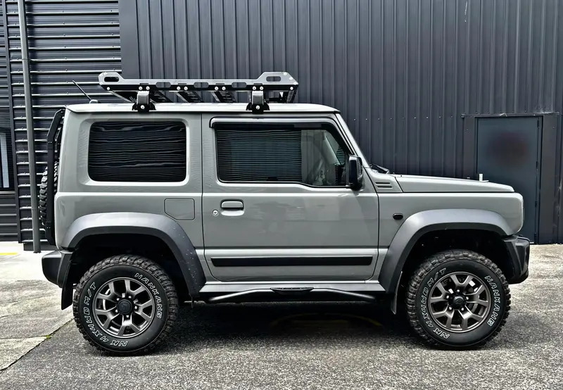 Suzuki Jimny Steel Roof Box 1