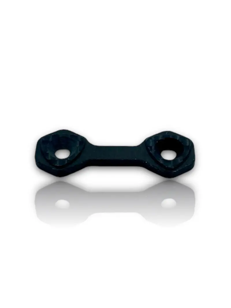 Team Associated B7.1 Carbon Fiber Wing Button 1