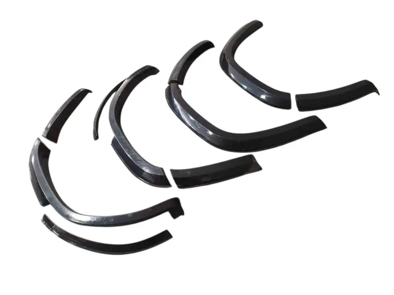 Toyota Fortuner 2021+ Smooth Style Fender Flares 1