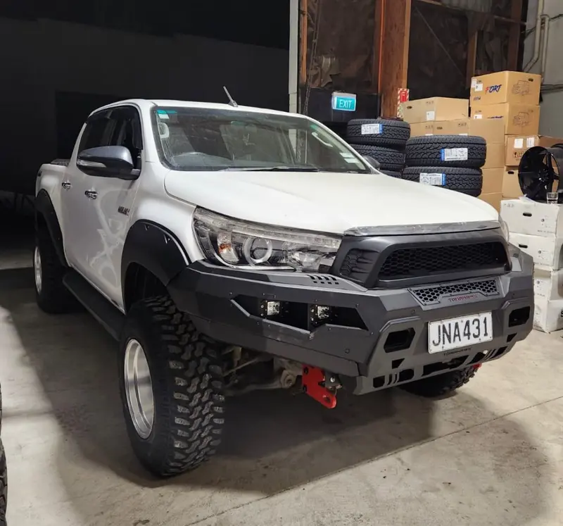 Toyota Hilux Tomahawk Bullbar 2016 - 2019 (Pre Facelift Models) 1