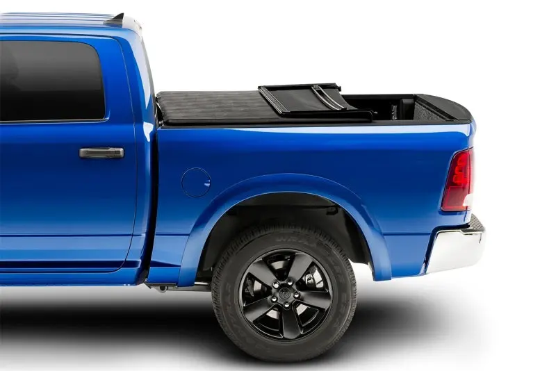 Extang Trifecta 2.0 Tonneau Cover For 2004–2006 Chevy/Gmc Silverado & Sierra Crew Cab (5'8") 1